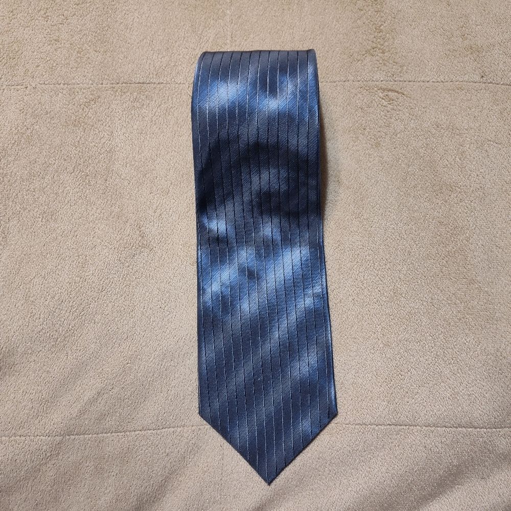 Croft & Barrow Necktie Blue Grey Made In USA 100% Silk Standard 57 x 4 NEW